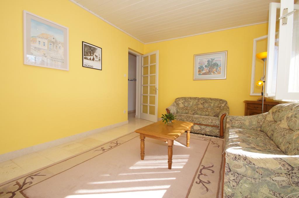 Apartments Bisko プリズバ 部屋 写真