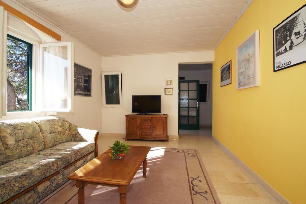 Apartments Bisko プリズバ 部屋 写真