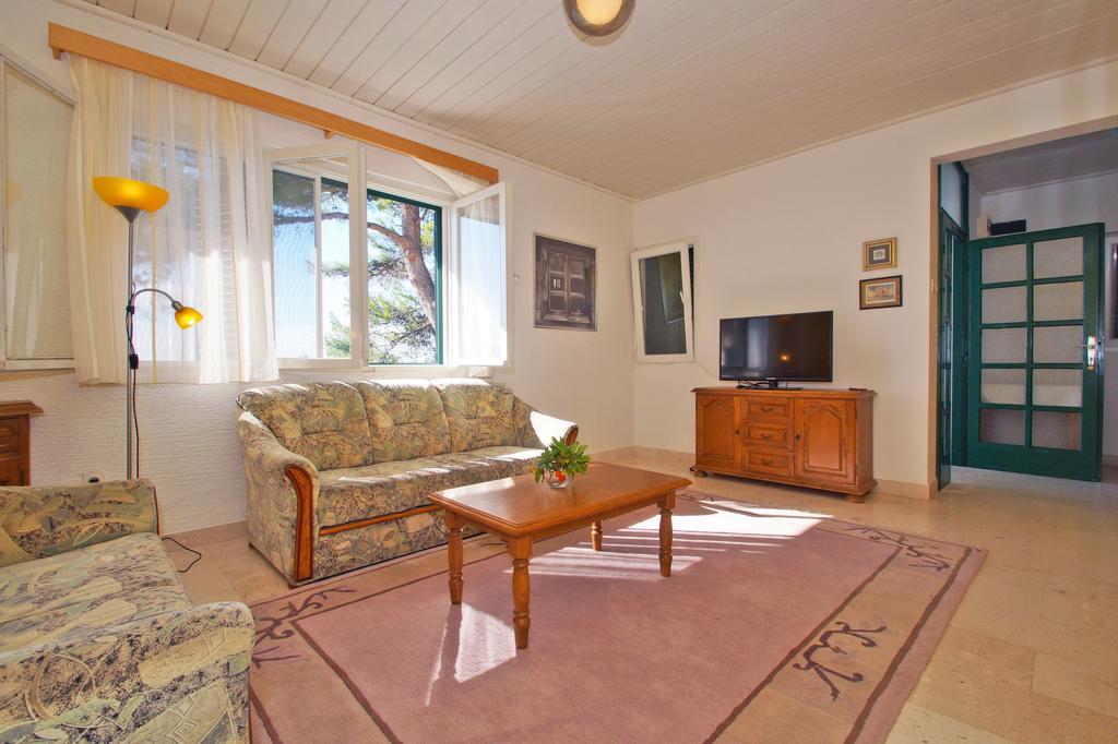 Apartments Bisko プリズバ 部屋 写真